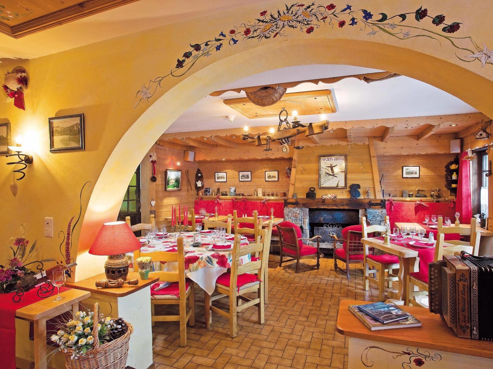 Le Cro-Bidou Hotel Bernex Exterior photo